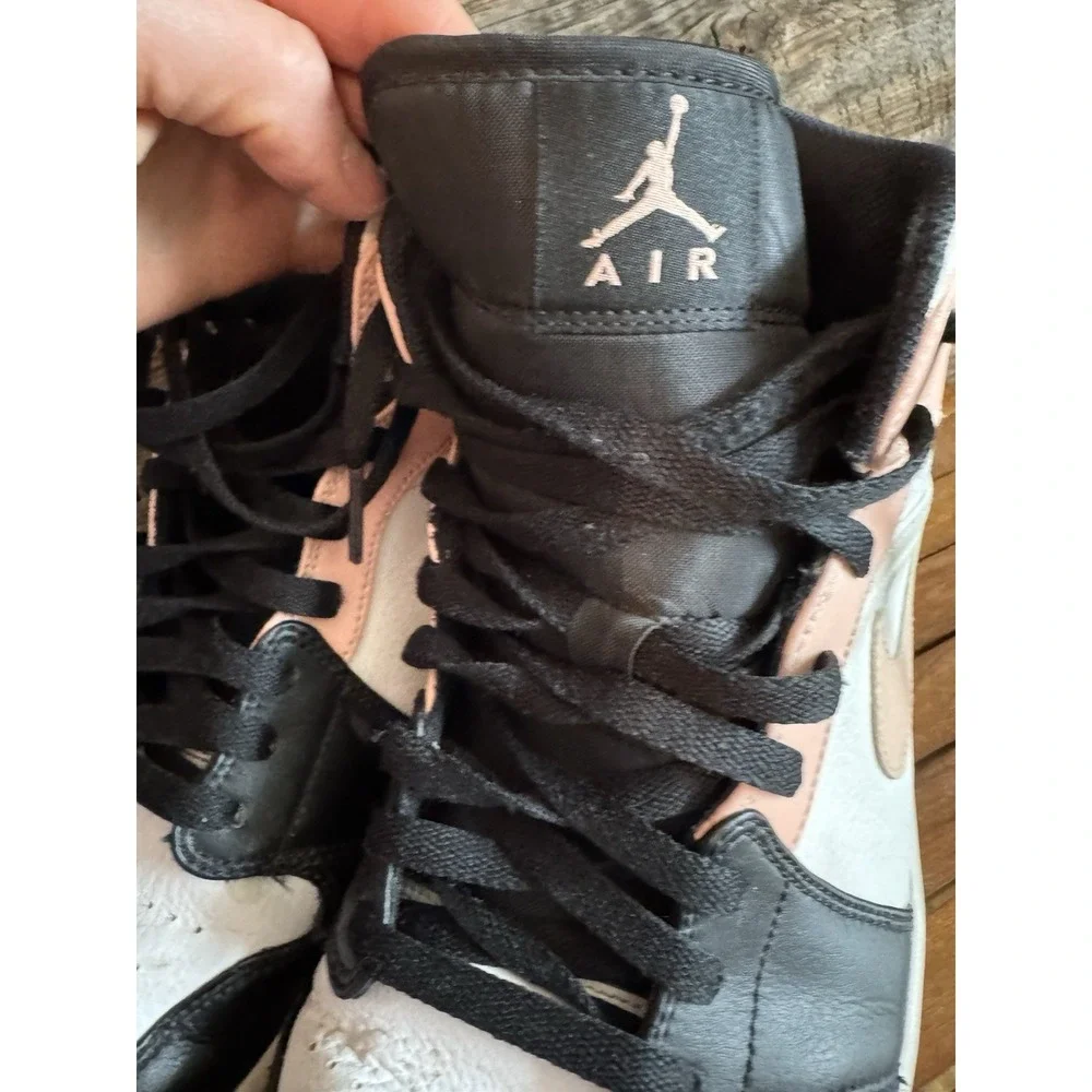 Air Jordan 1‎ Mid Crimson Tint Arctic Men Sneakers 2021 554724-133 Sz 11.5 Shoes